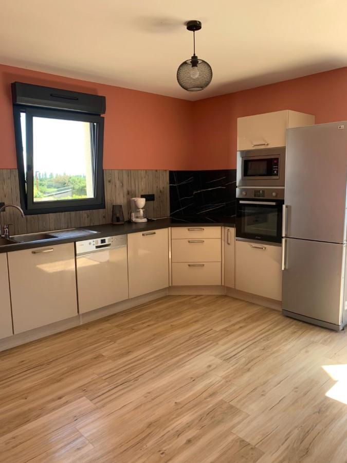 Rozanna Avec Acces Detente Jacuzzi Holiday home *