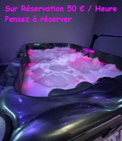 Rozanna Avec Acces Detente Jacuzzi Hébergement de vacances Saint-Jean-de-la-Rivière